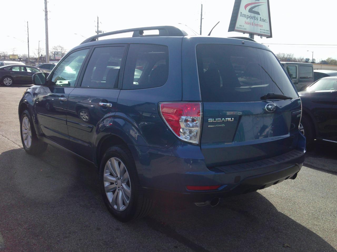 Subaru Forester 2.5X Limited 2011