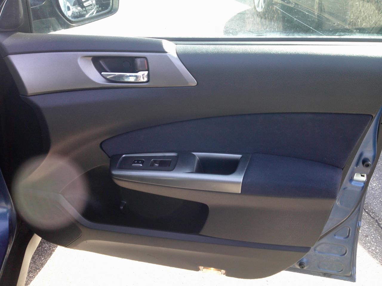 Subaru Forester 2.5X Limited 2011