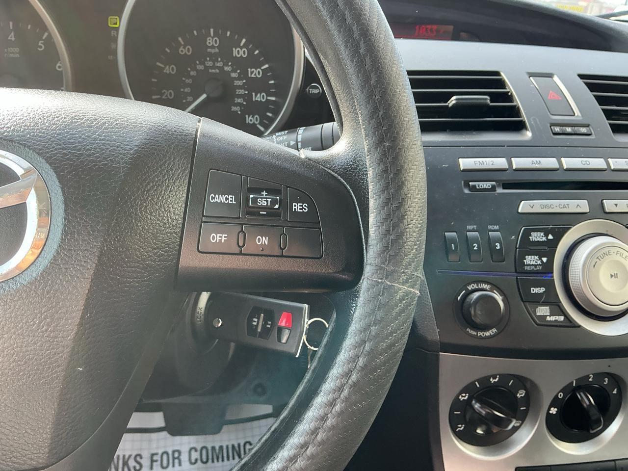 Mazda MAZDA3 i Touring 4-door 2010