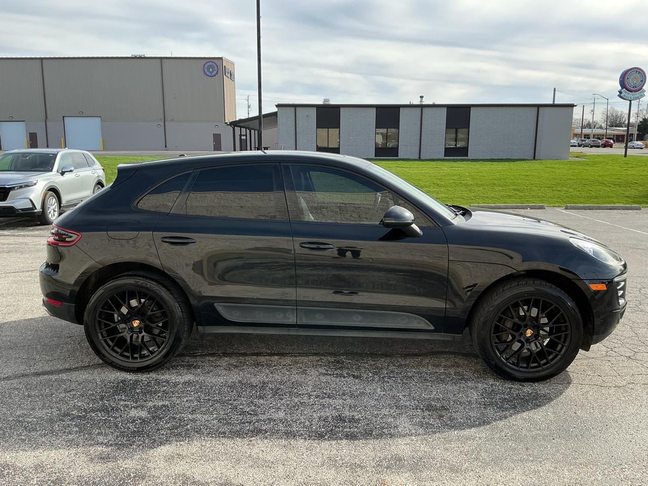 Porsche Macan GTS 2017