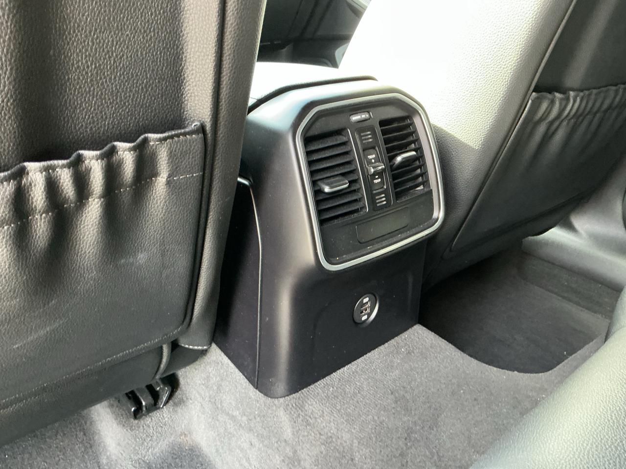 Porsche Macan GTS 2017