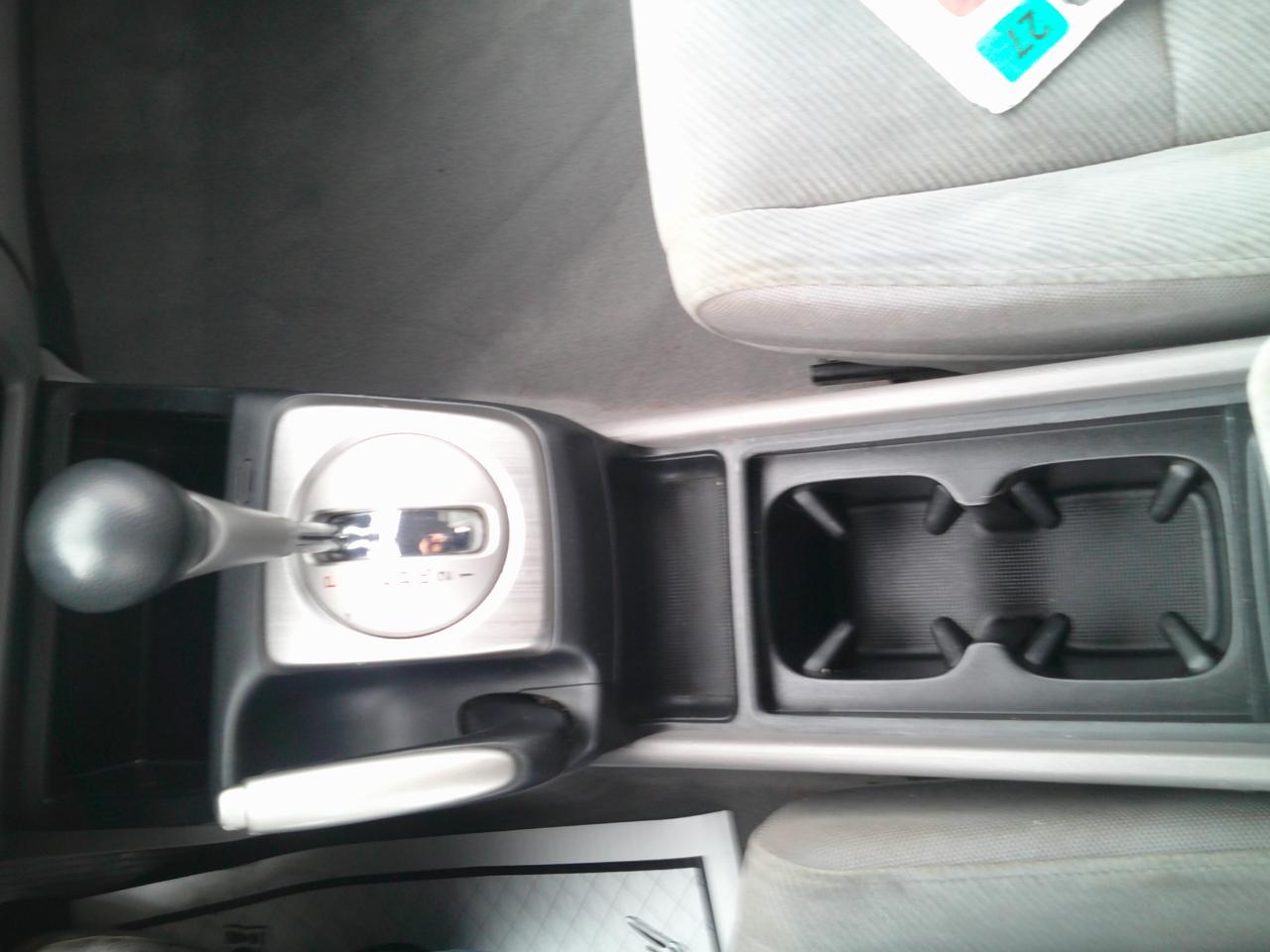 Honda Civic LX Sedan 5-Speed AT 2011