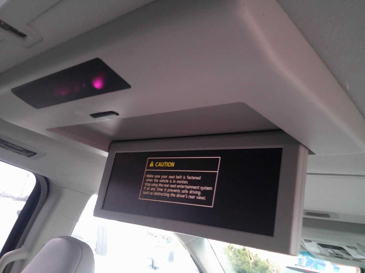 Toyota Sienna XLE AWD 7-Passenger V6 2012