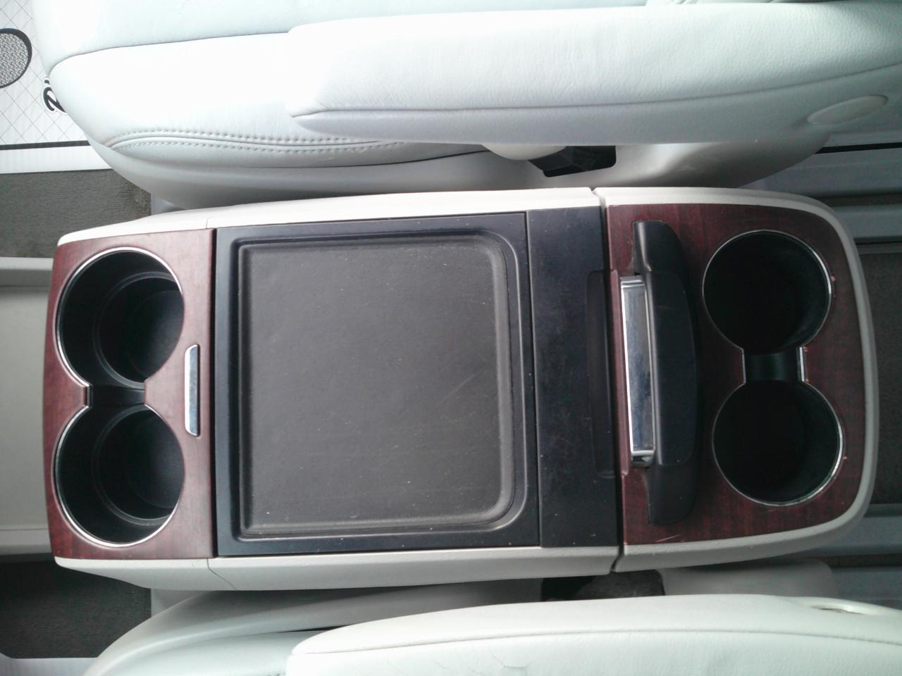 Toyota Sienna XLE AWD 7-Passenger V6 2012