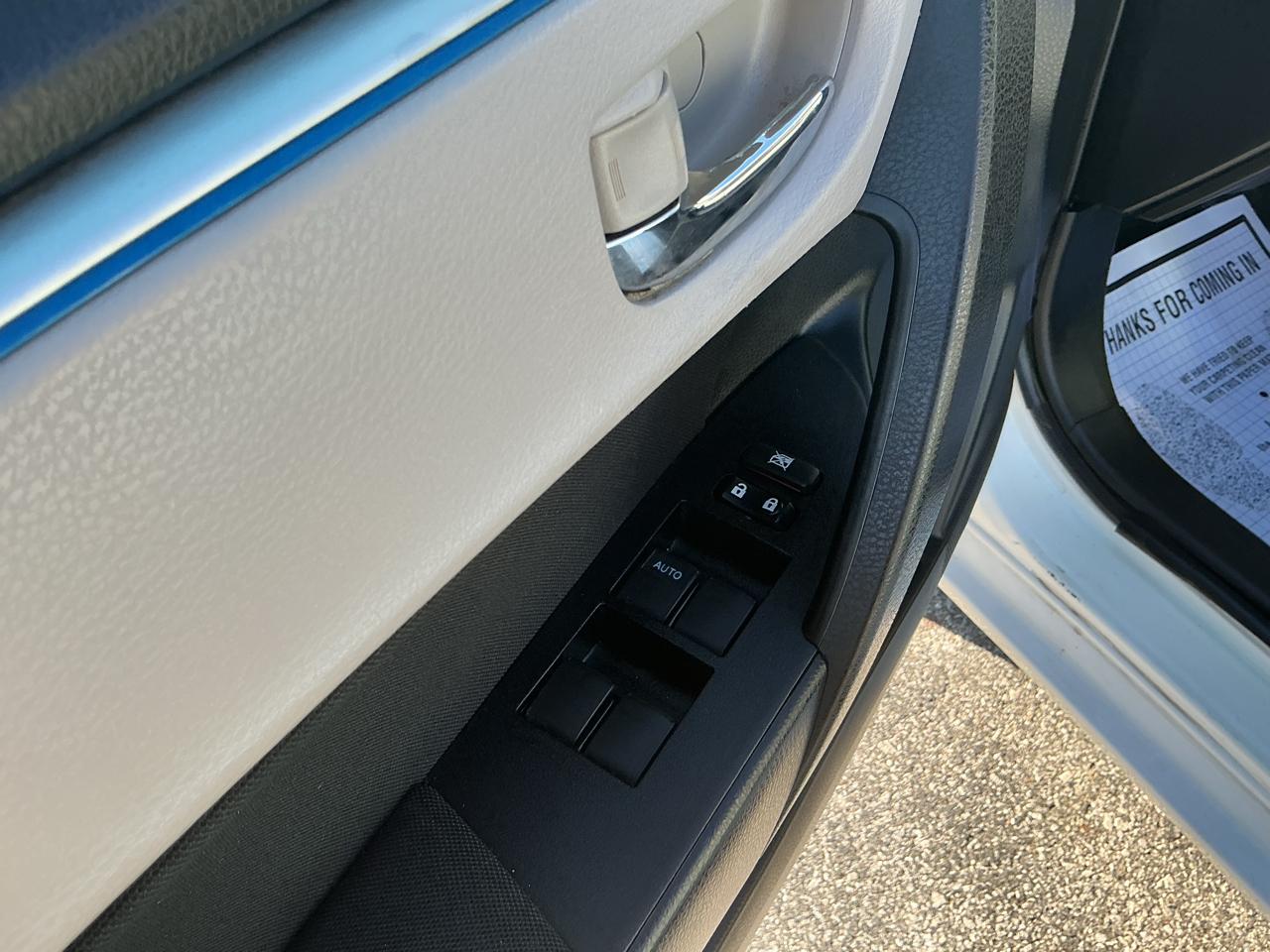 Toyota Corolla S Premium CVT 2014