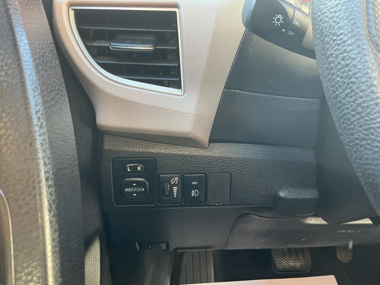 Toyota Corolla S Premium CVT 2014