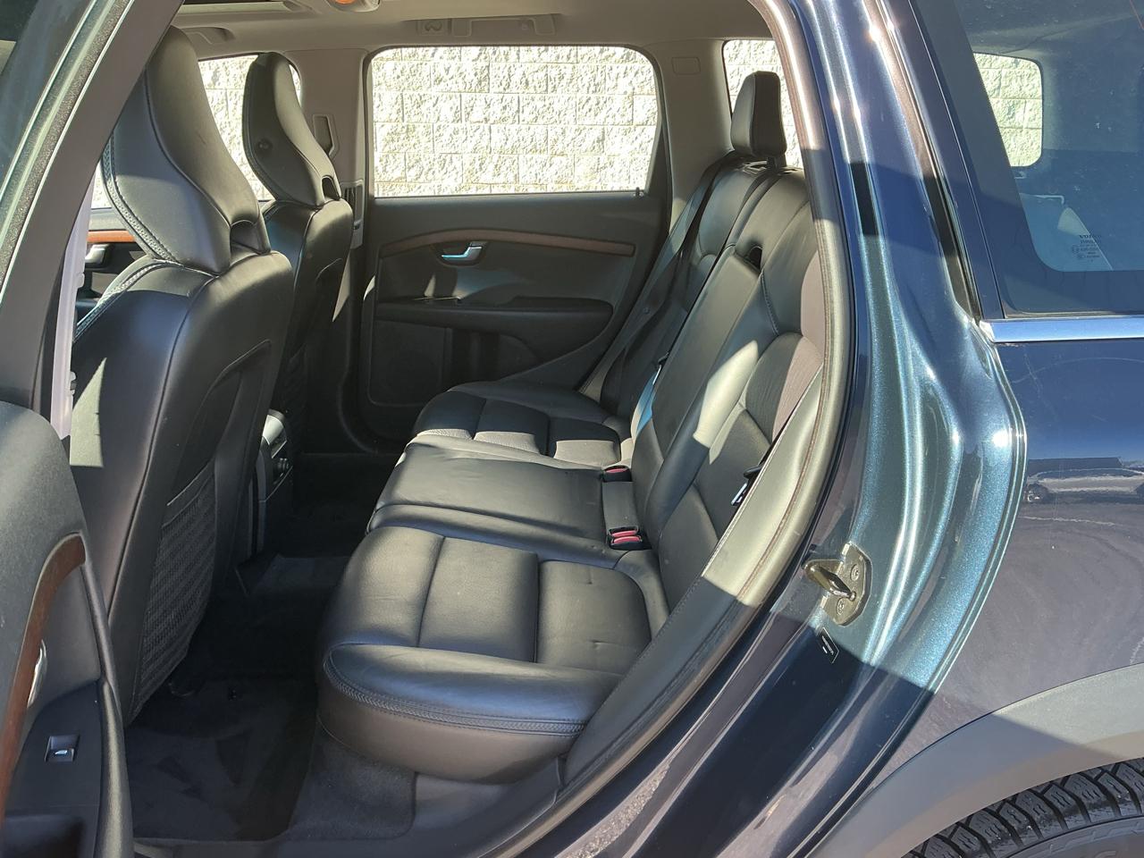 Volvo XC70 3.2 AWD 2011