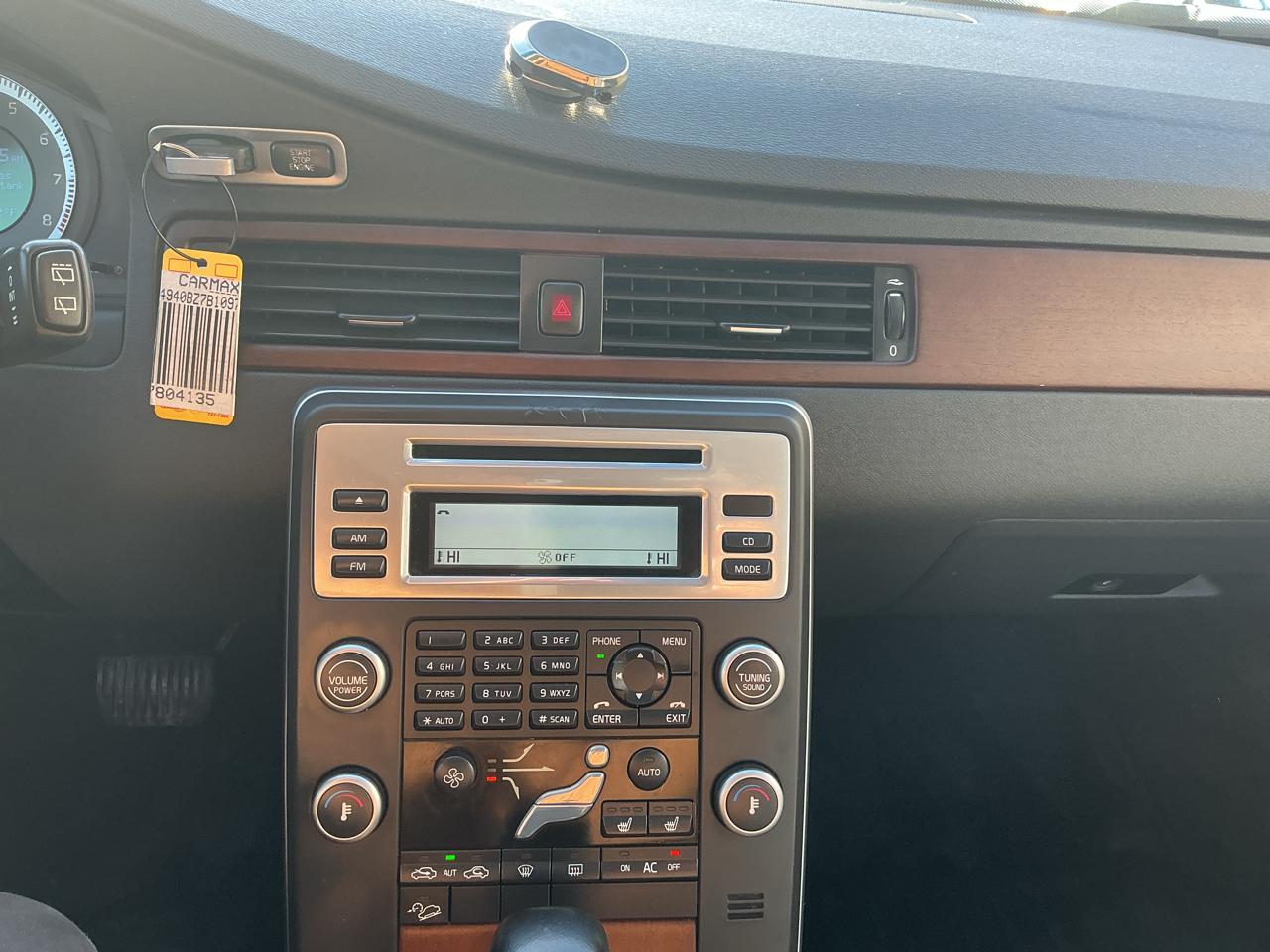 Volvo XC70 3.2 AWD 2011