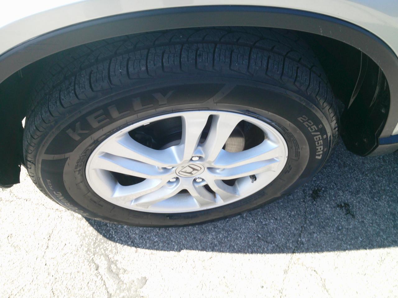 Honda CR-V EX 4WD 5-Speed AT 2011