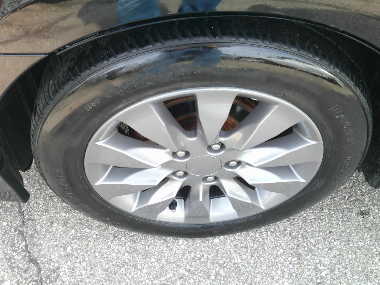 Honda Civic EX Sedan 5-Speed AT 2011