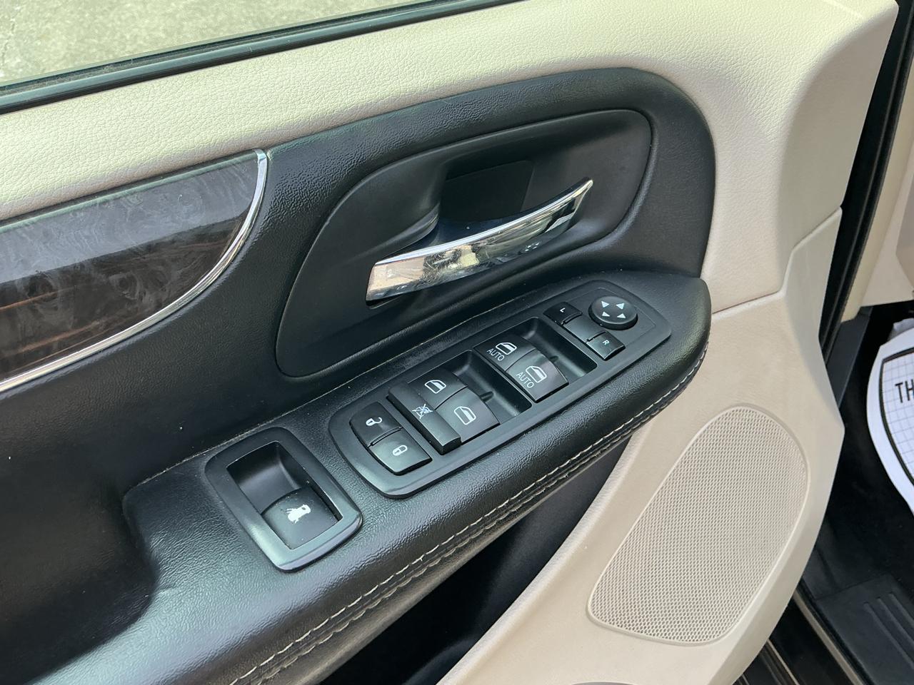 Chrysler Town & Country Touring 2015