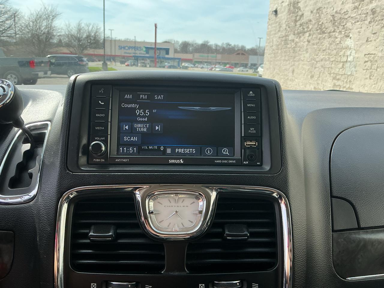 Chrysler Town & Country Touring 2015