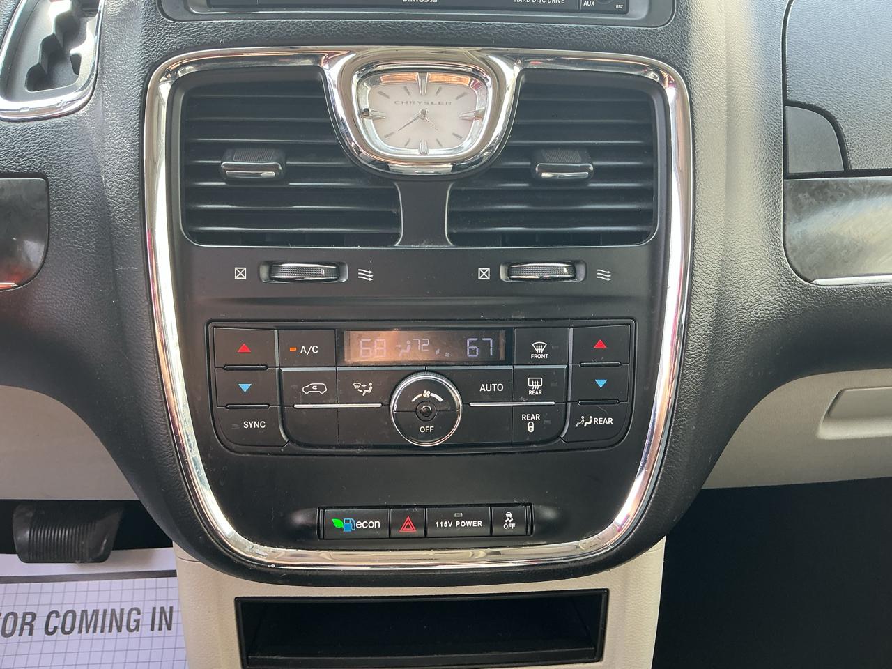 Chrysler Town & Country Touring 2015