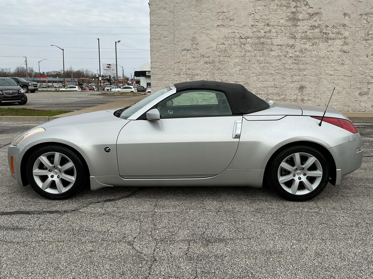 Nissan 350Z Enthusiast Roadster 2004