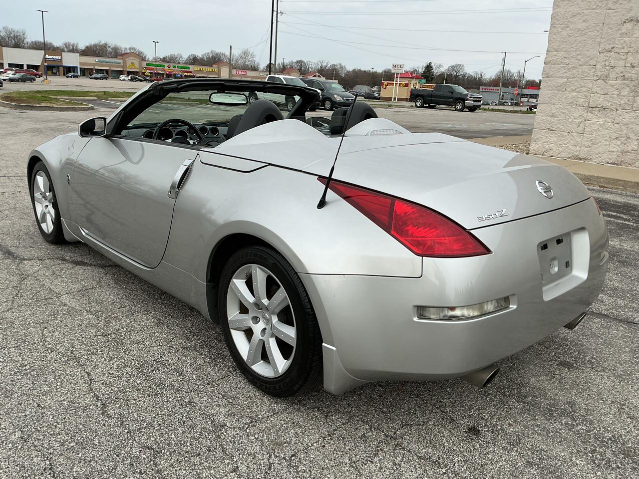 Nissan 350Z Enthusiast Roadster 2004