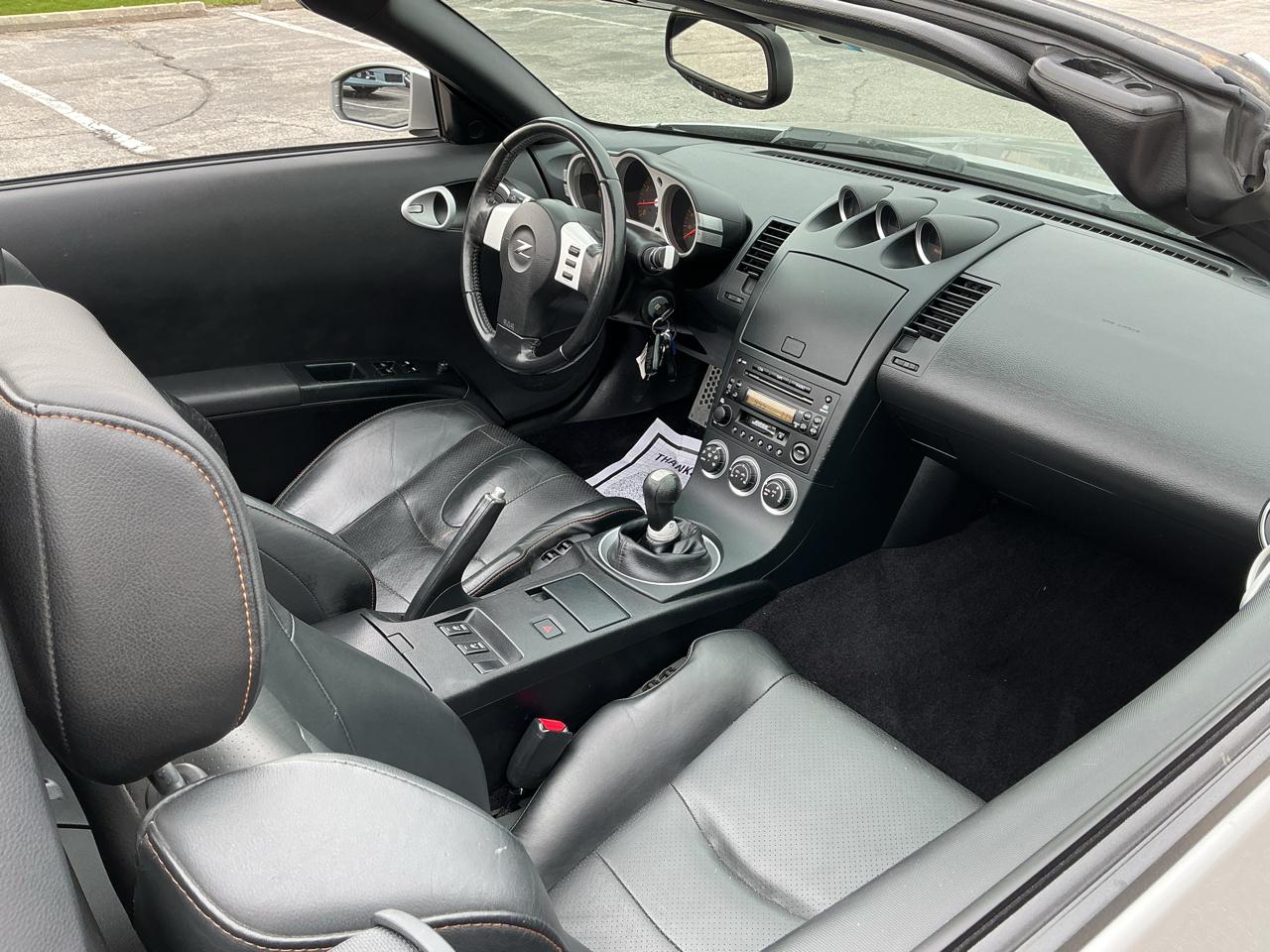 Nissan 350Z Enthusiast Roadster 2004