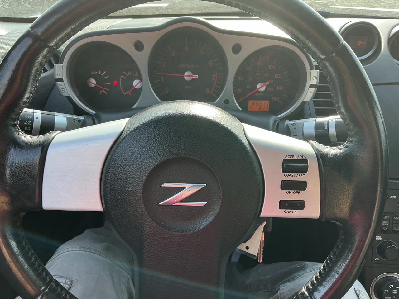 Nissan 350Z Enthusiast Roadster 2004