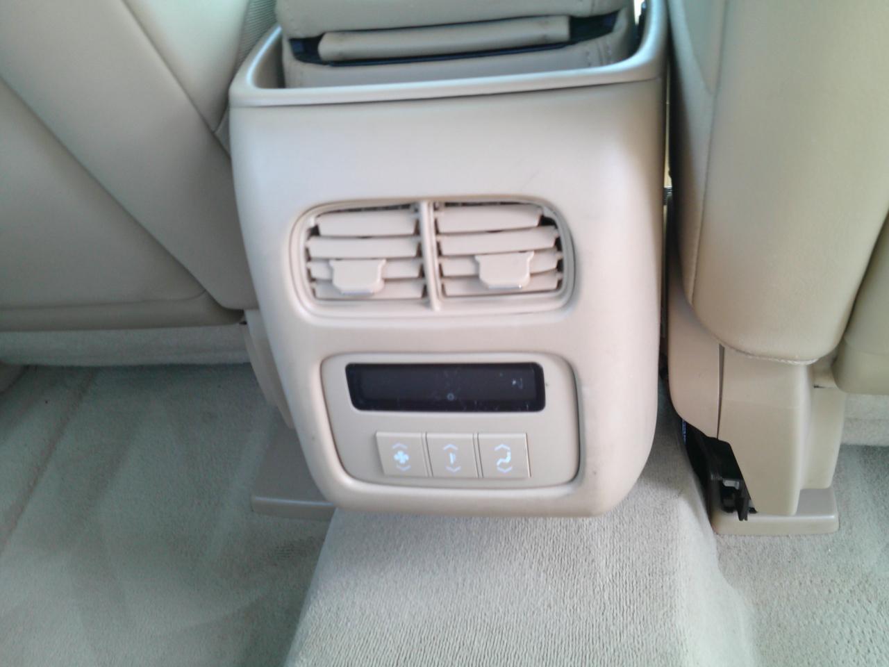 Cadillac DTS Luxury II 2008