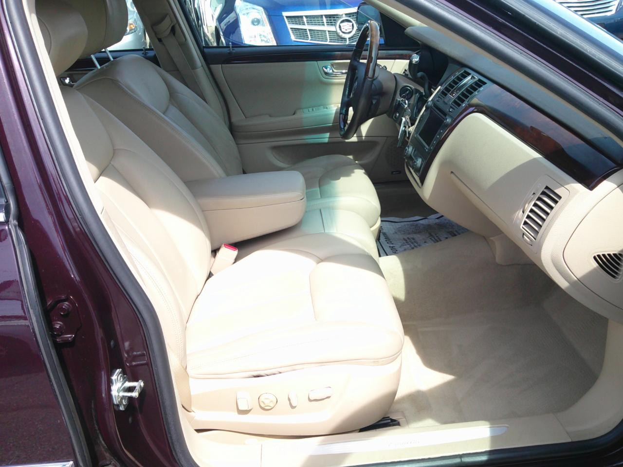 Cadillac DTS Luxury II 2008