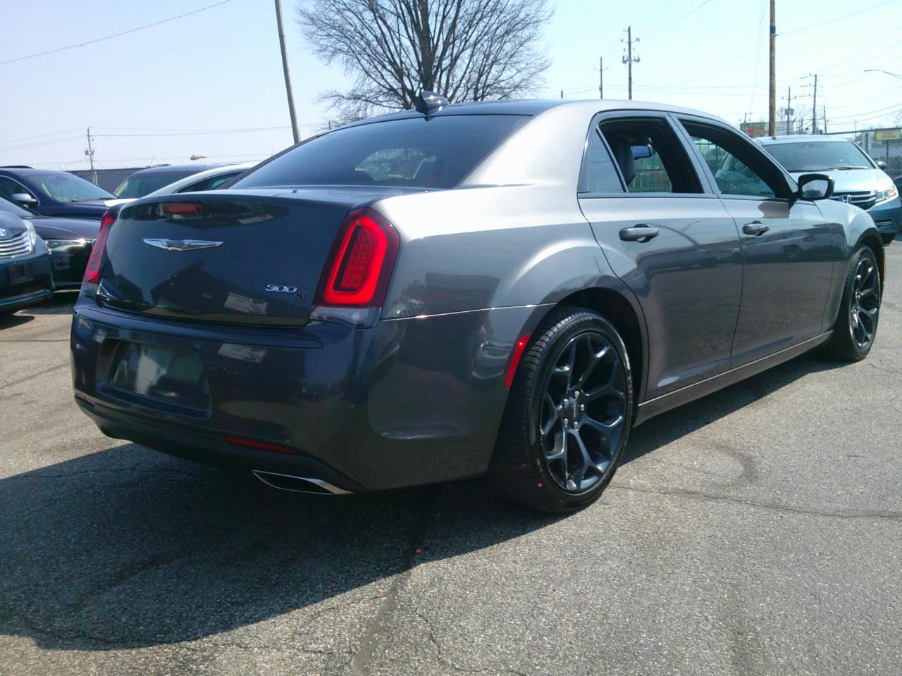 Chrysler 300 S V6 RWD 2019
