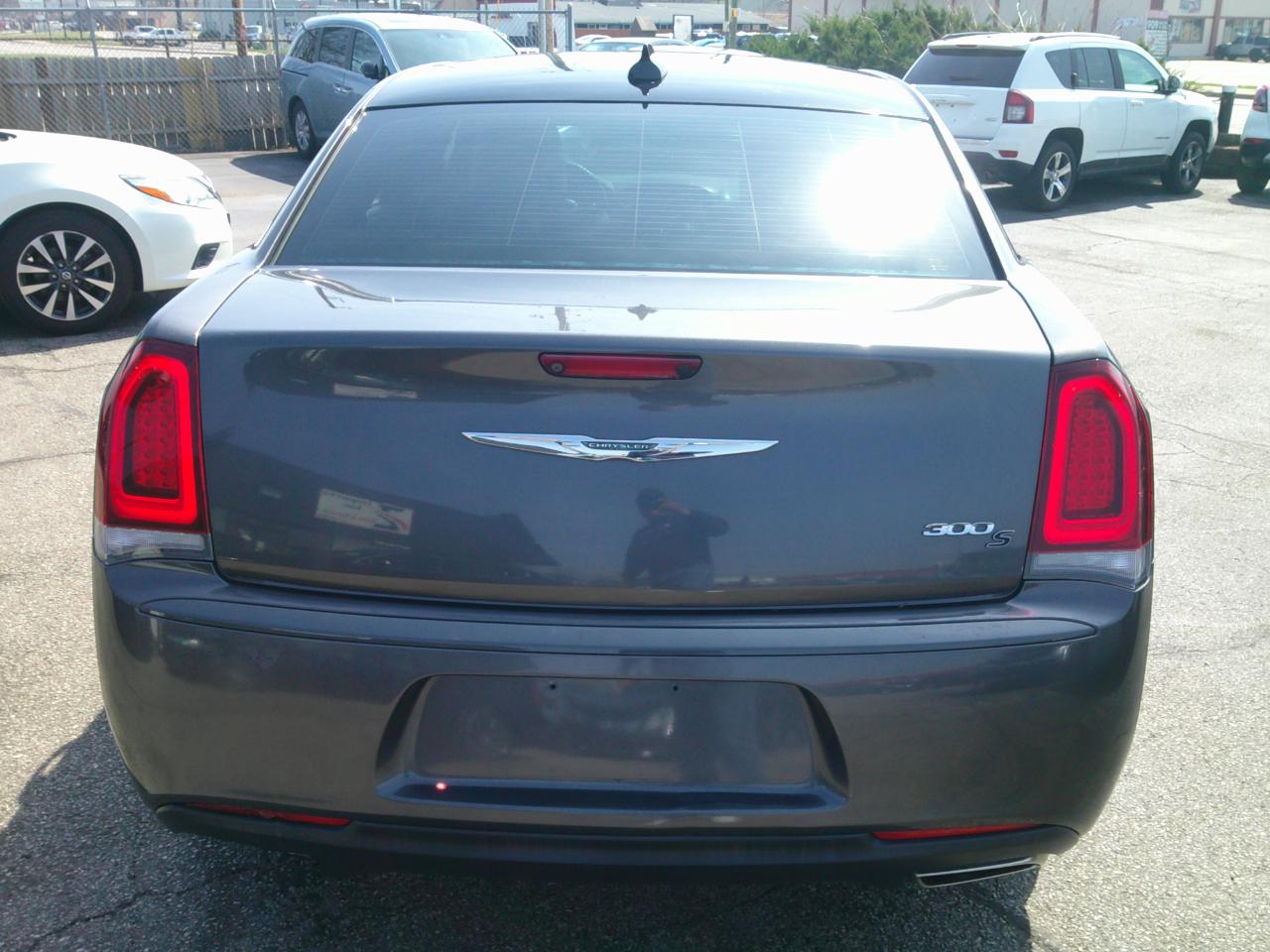 Chrysler 300 S V6 RWD 2019