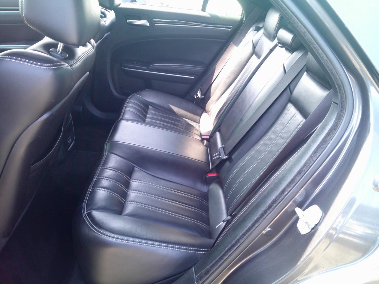 Chrysler 300 S V6 RWD 2019