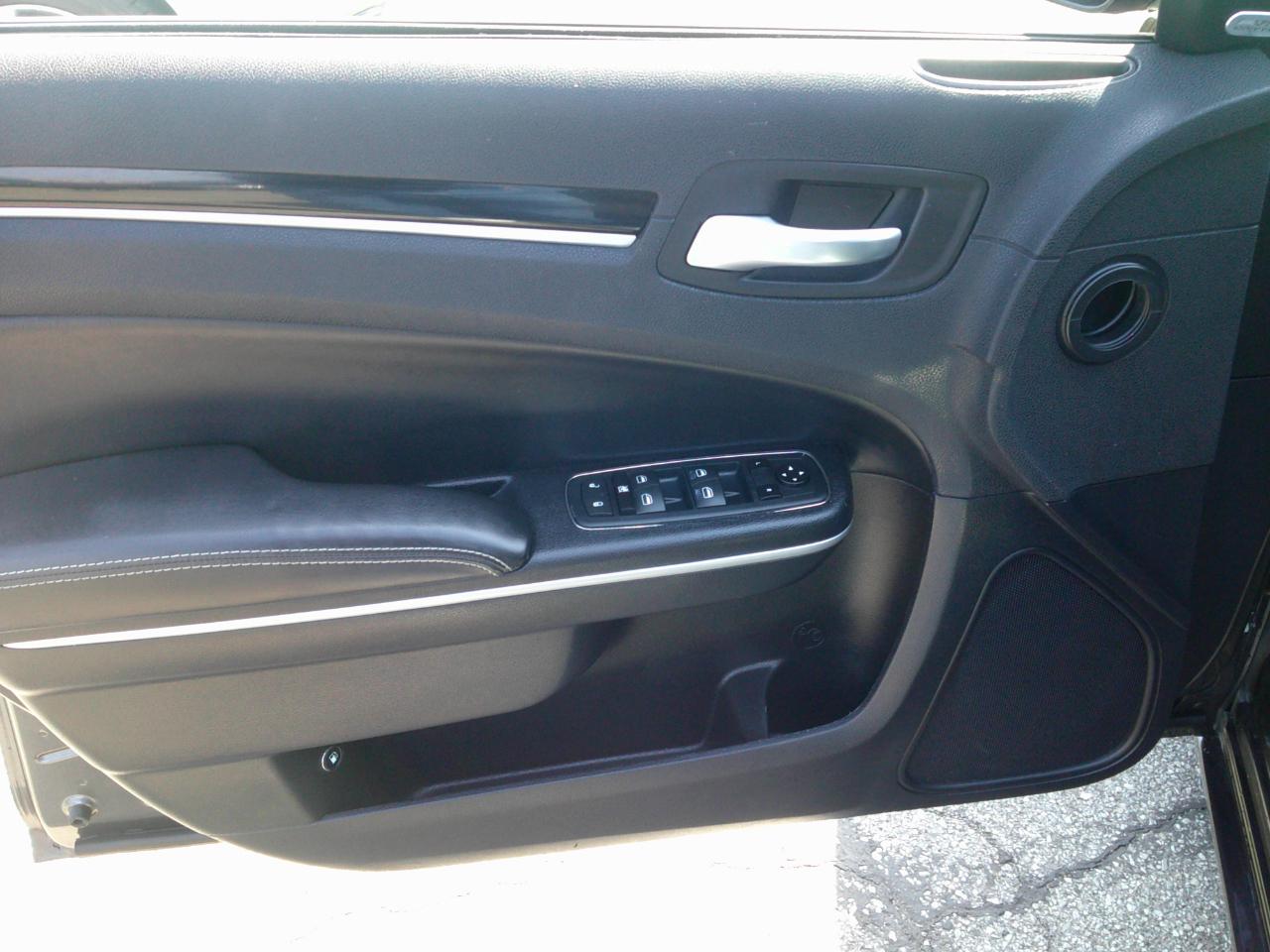 Chrysler 300 S V6 RWD 2019