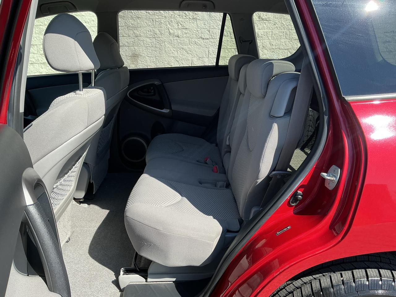 Toyota RAV4 Limited I4 4WD 2007