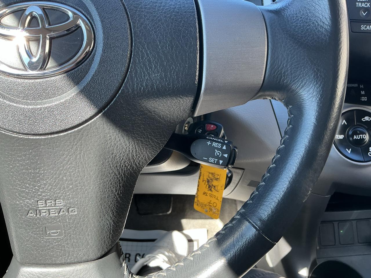 Toyota RAV4 Limited I4 4WD 2007