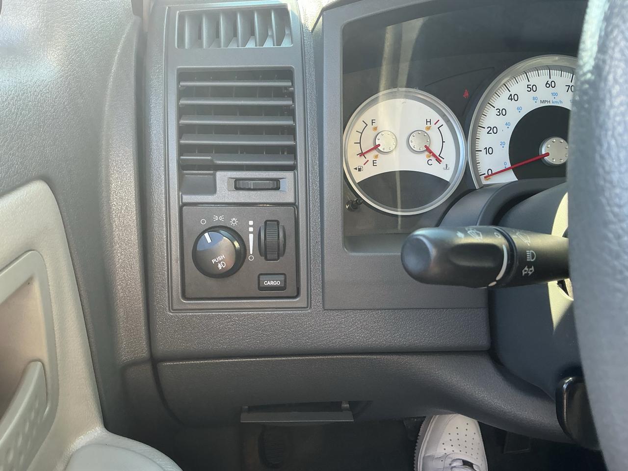 Dodge Dakota SLT Quad Cab 4WD 2007