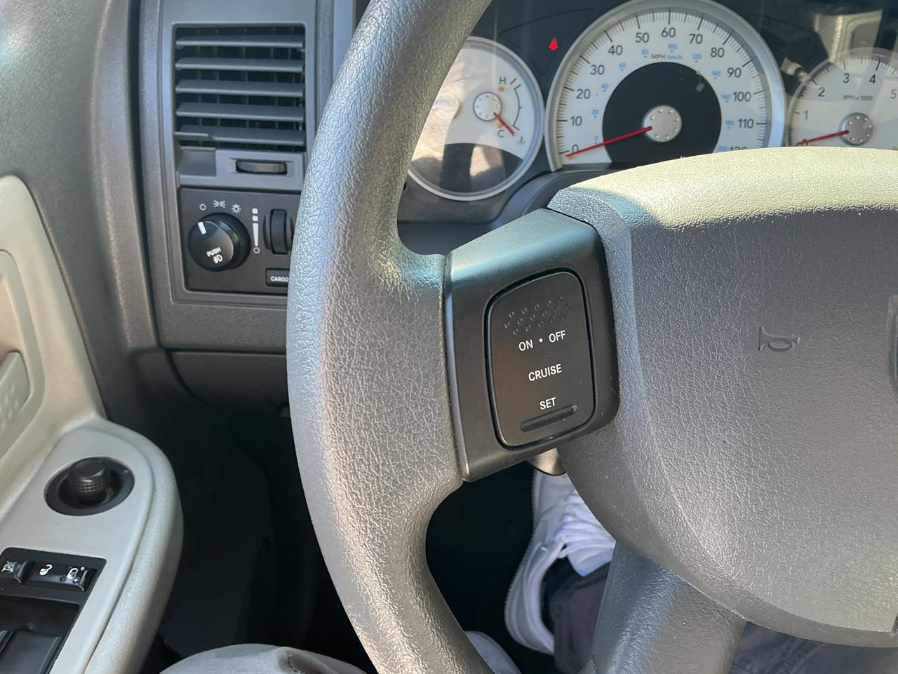 Dodge Dakota SLT Quad Cab 4WD 2007