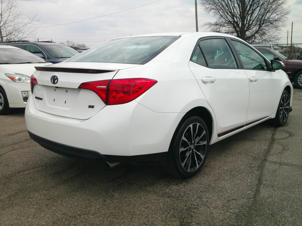 Toyota Corolla SE 4D Sedan 2017