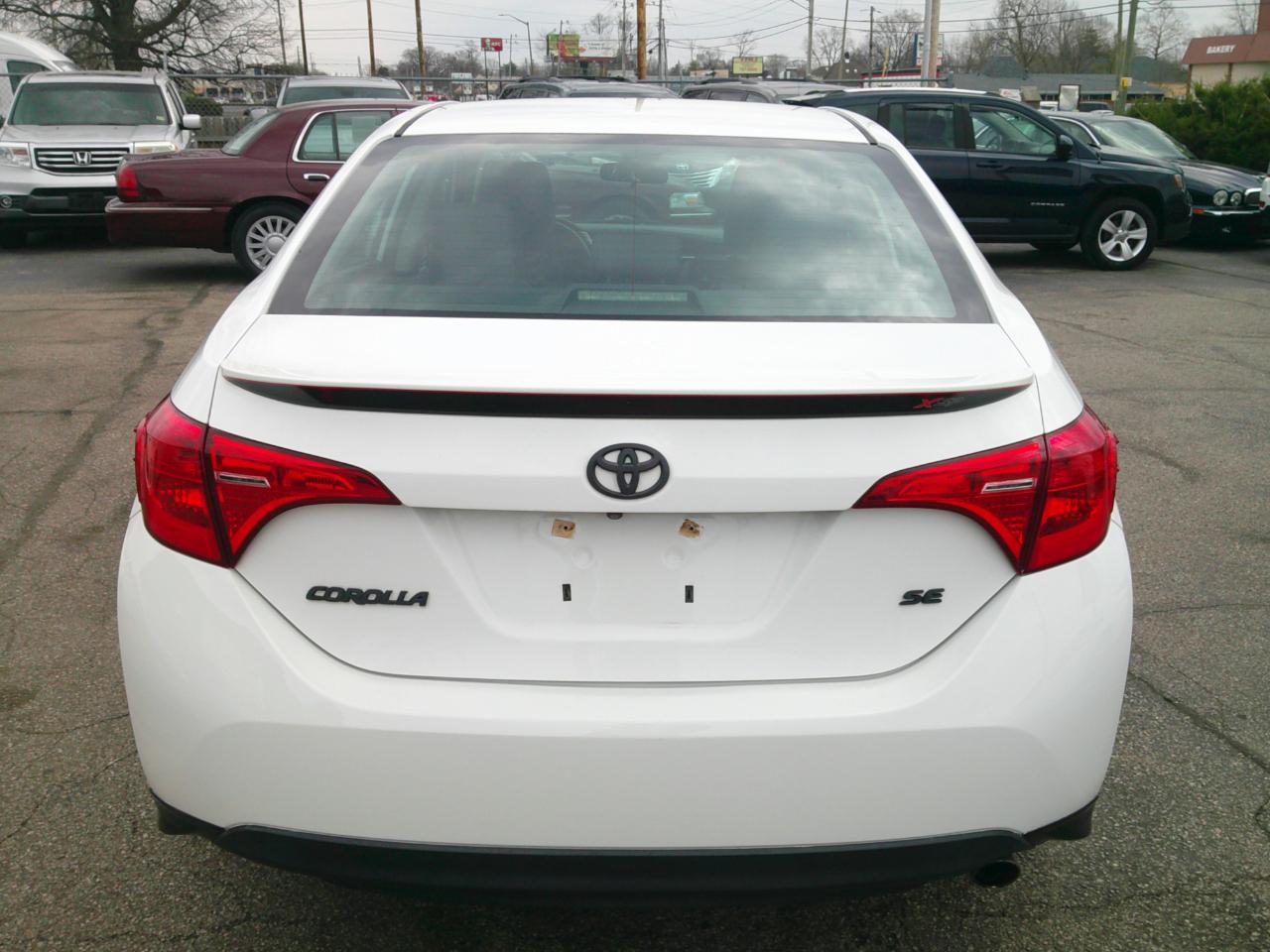 Toyota Corolla SE 4D Sedan 2017