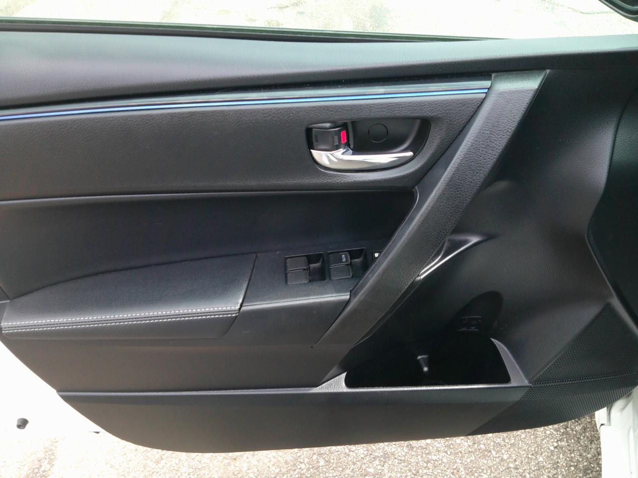 Toyota Corolla SE 4D Sedan 2017