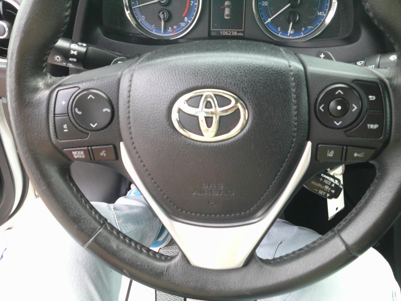 Toyota Corolla SE 4D Sedan 2017