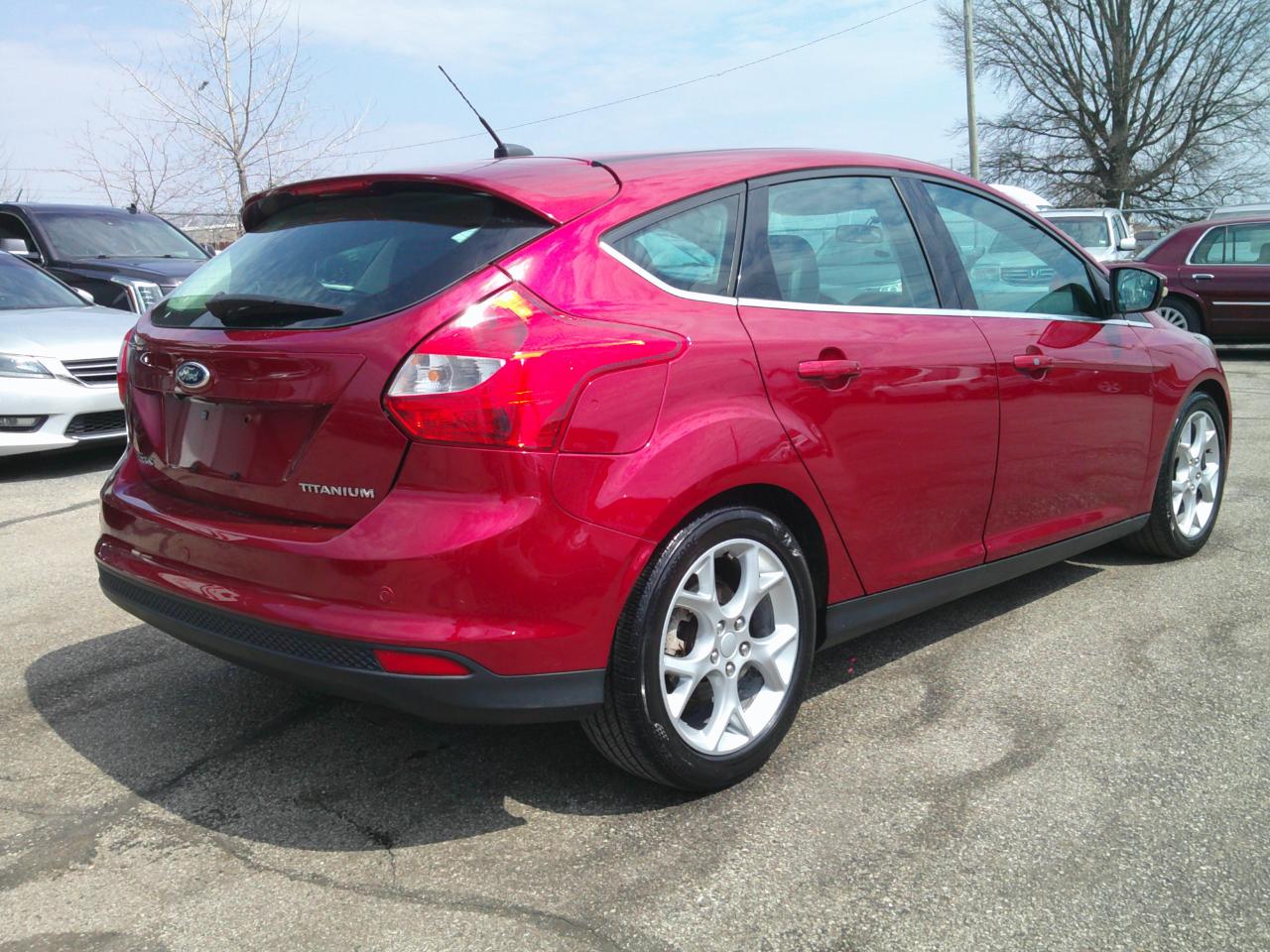 Ford Focus Titanium Hatch 2014