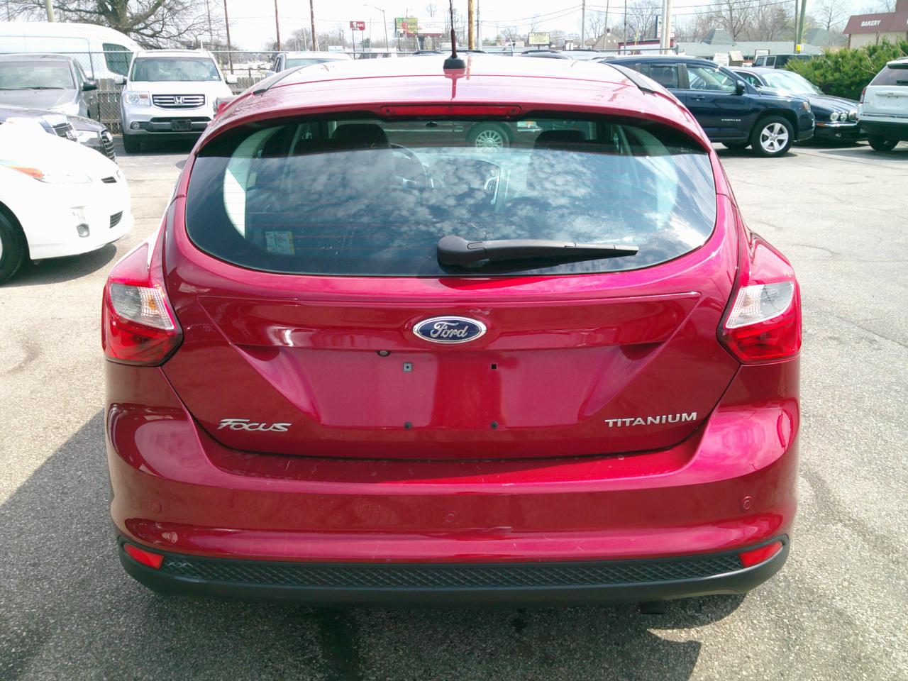 Ford Focus Titanium Hatch 2014