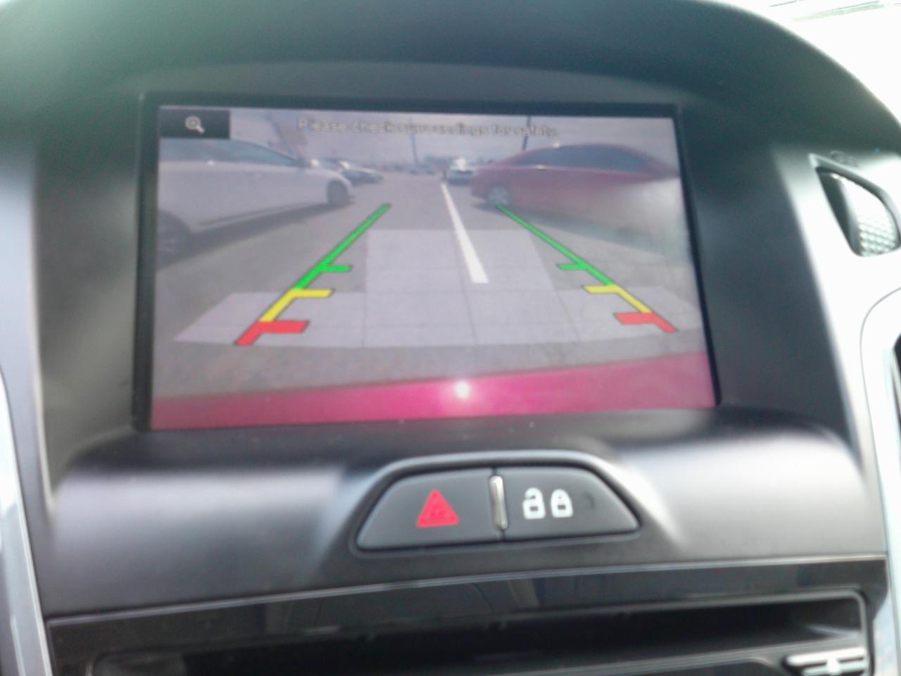 Ford Focus Titanium Hatch 2014