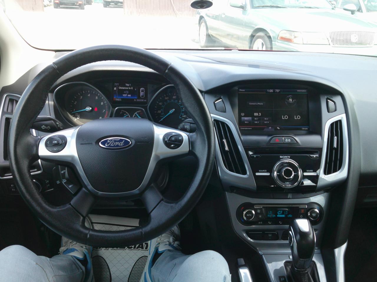 Ford Focus Titanium Hatch 2014