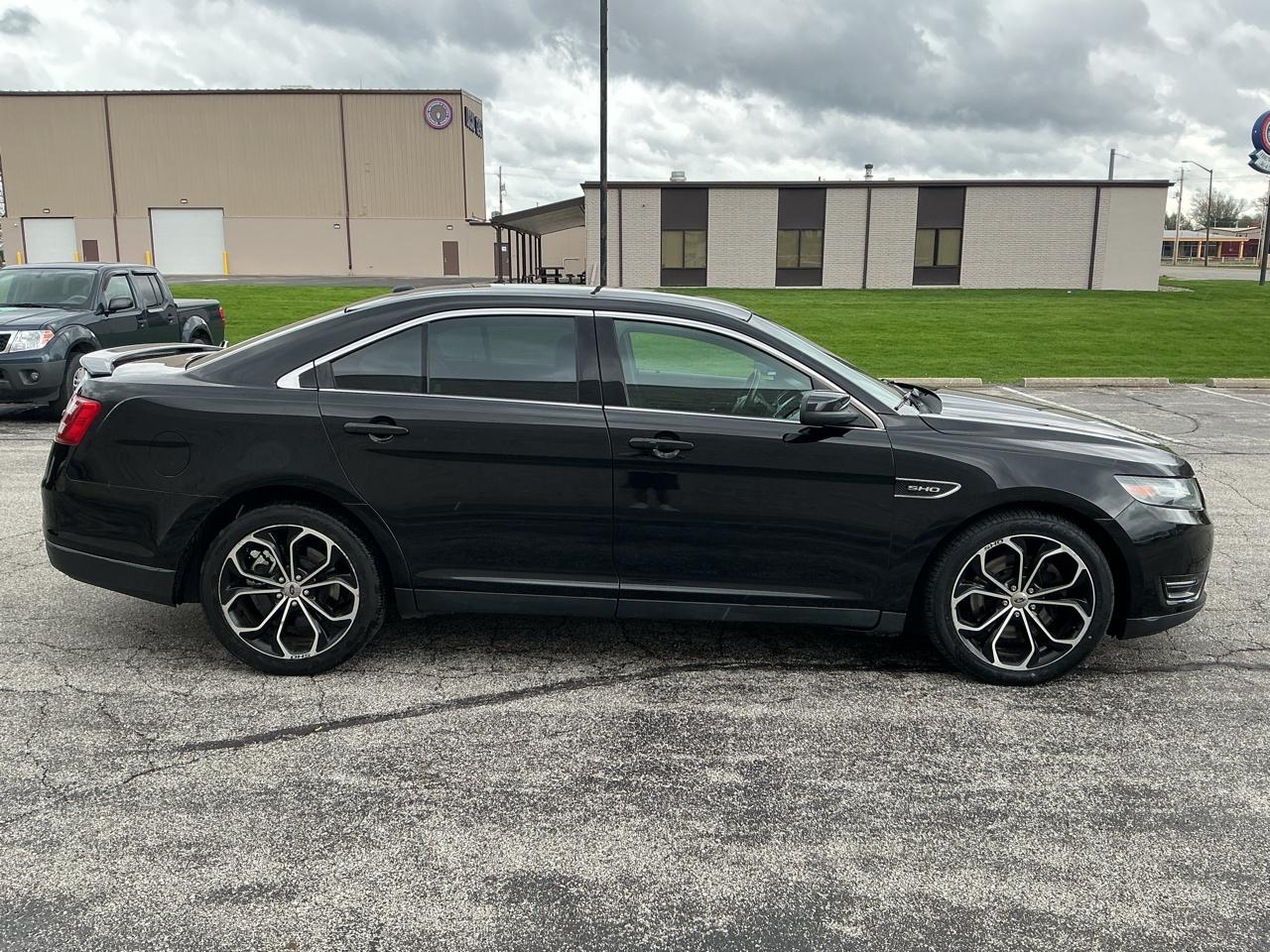 Ford Taurus SHO AWD 2016