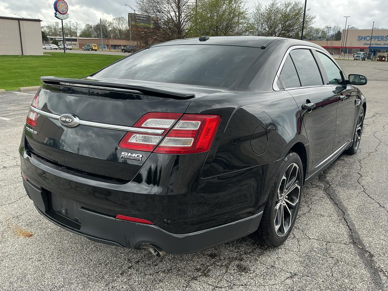 Ford Taurus SHO AWD 2016