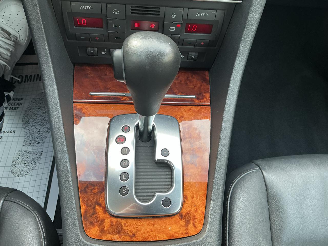 Audi A4 3.2 Cabriolet quattro with Tiptronic 2007