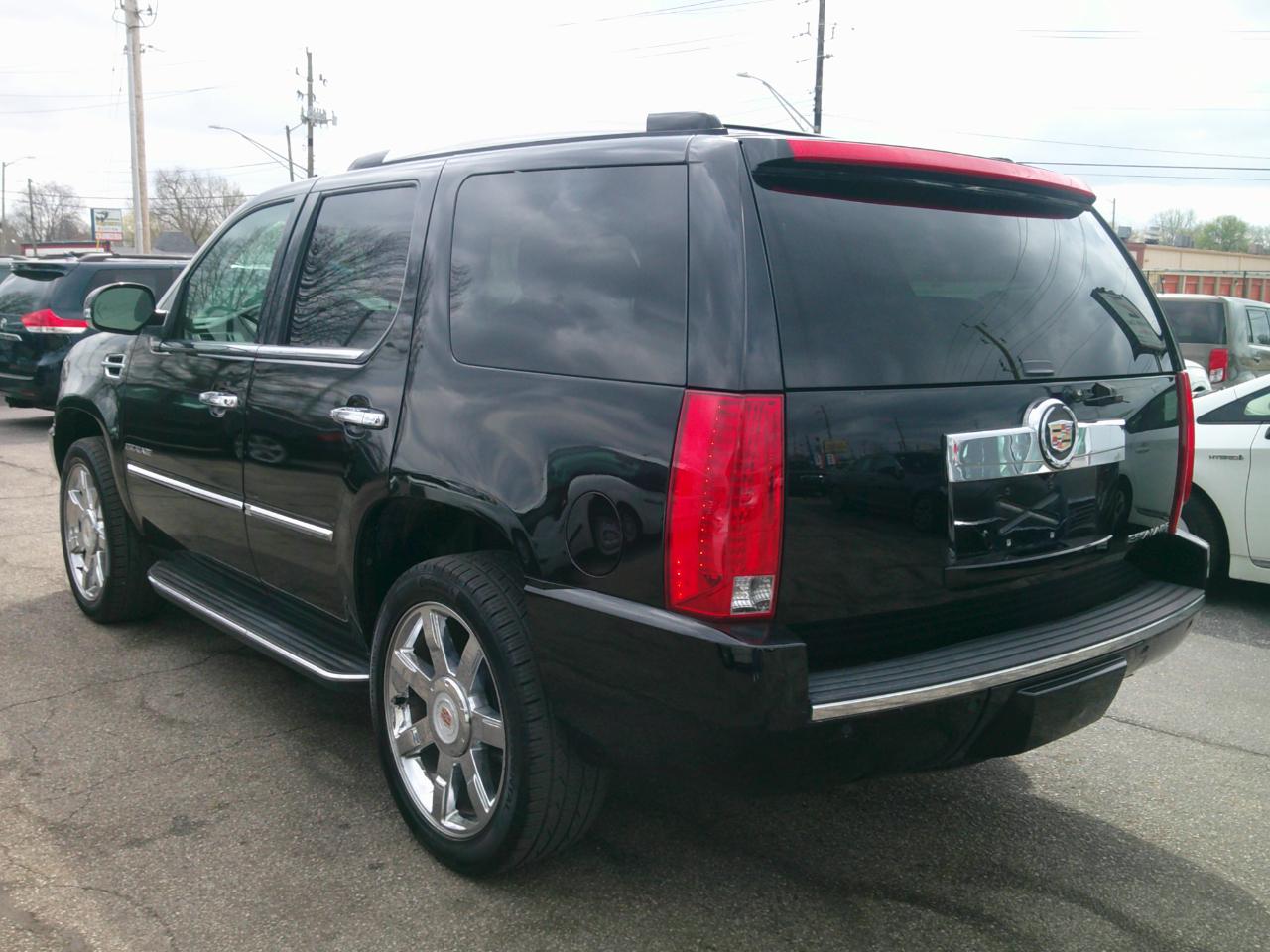 Cadillac Escalade Luxury AWD 2014