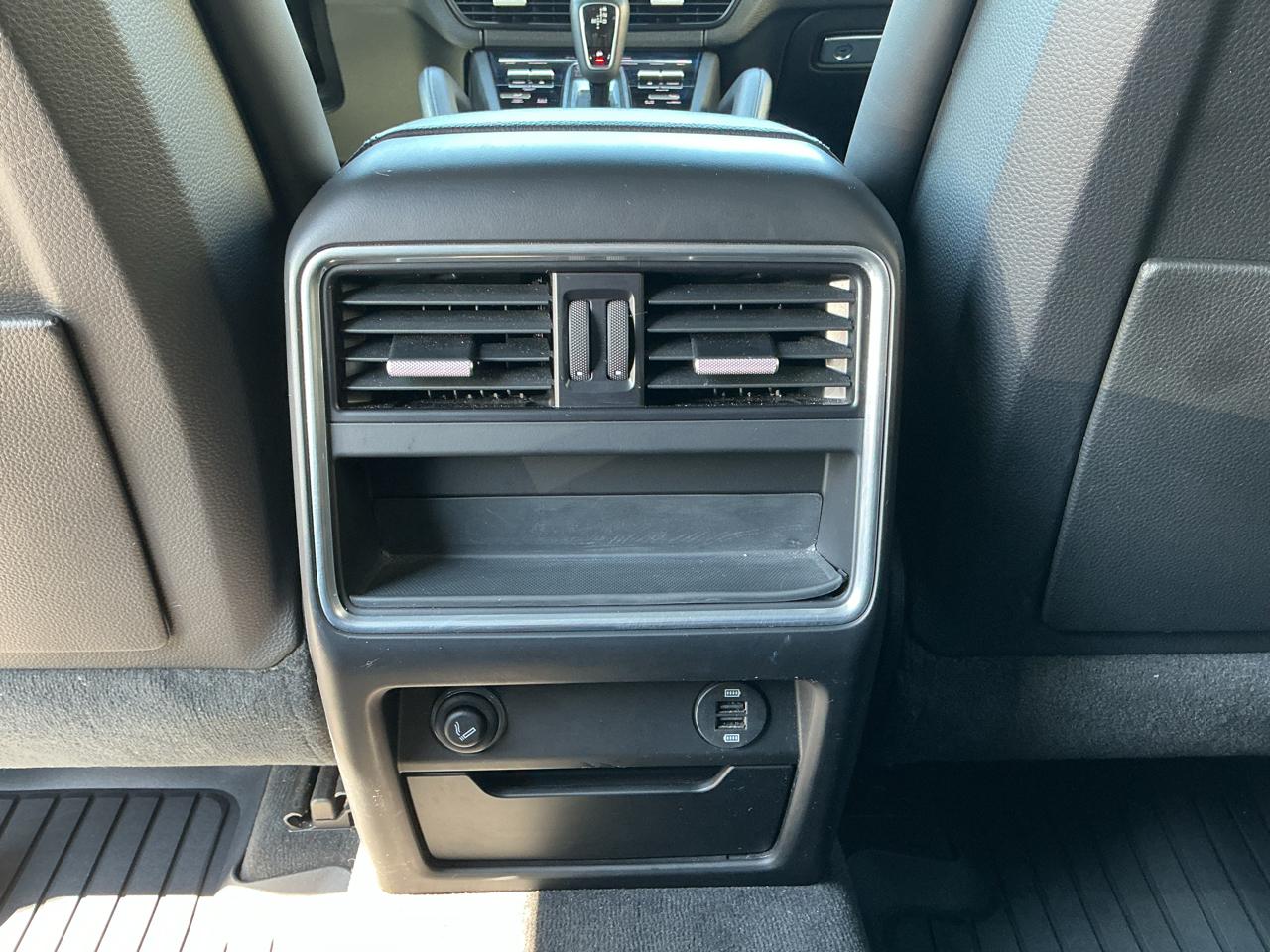 Porsche Cayenne Base 2019