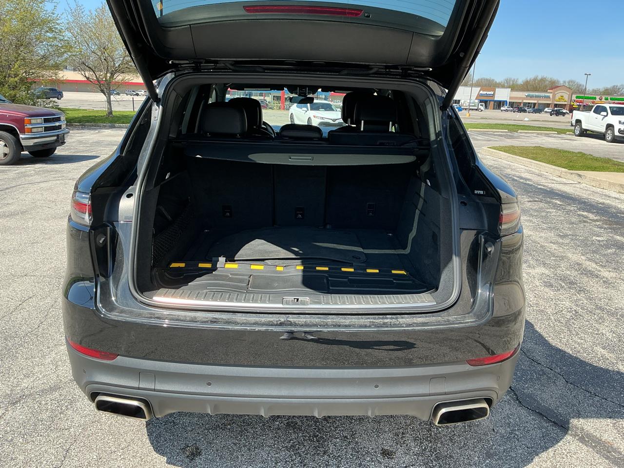 Porsche Cayenne Base 2019