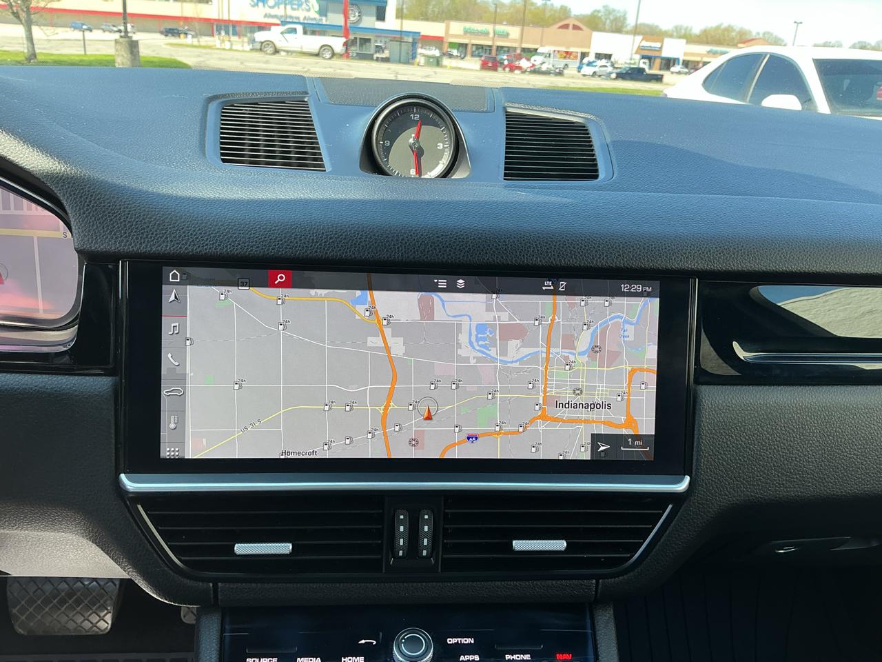 Porsche Cayenne Base 2019