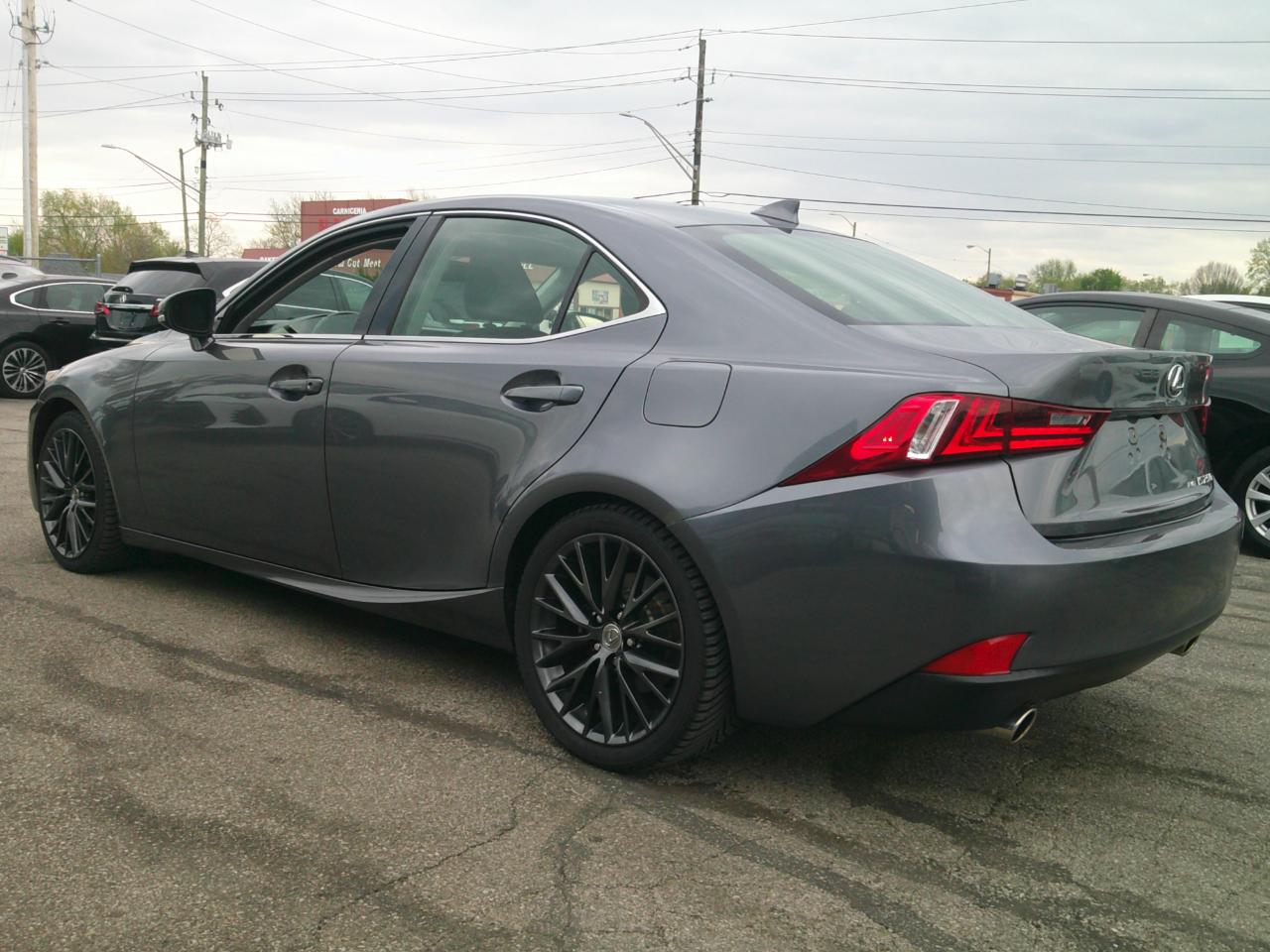 Lexus IS 250 AWD 2015