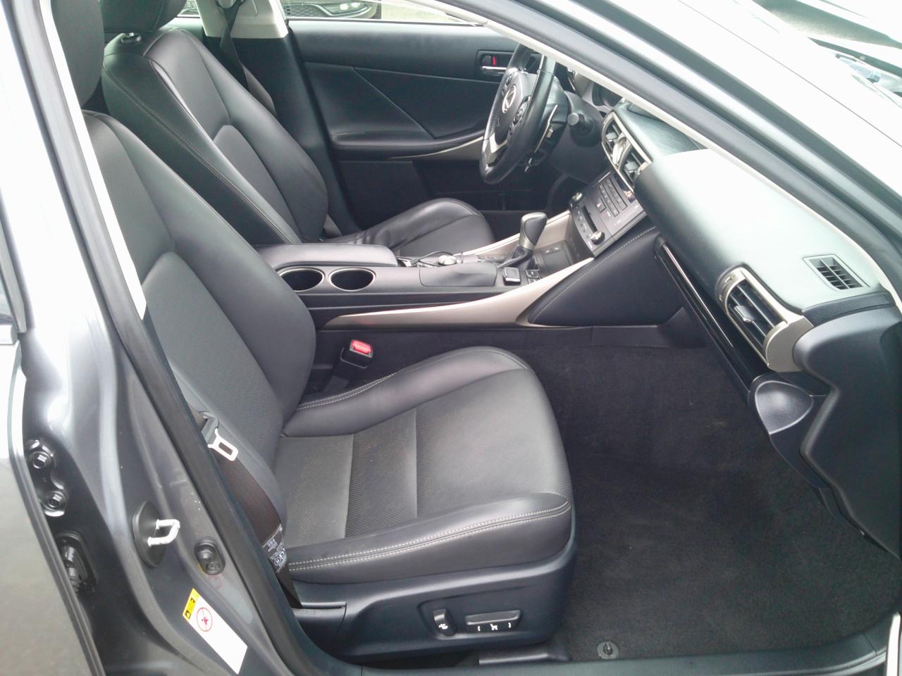 Lexus IS 250 AWD 2015