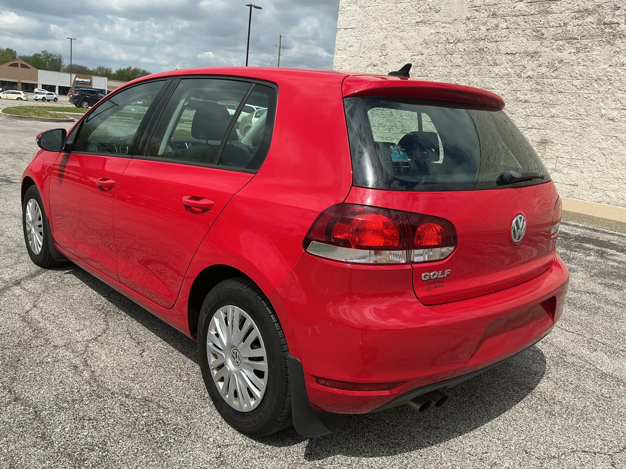 Volkswagen Golf 2.5L Conv & Sunroof 4 Door PZEV 2013