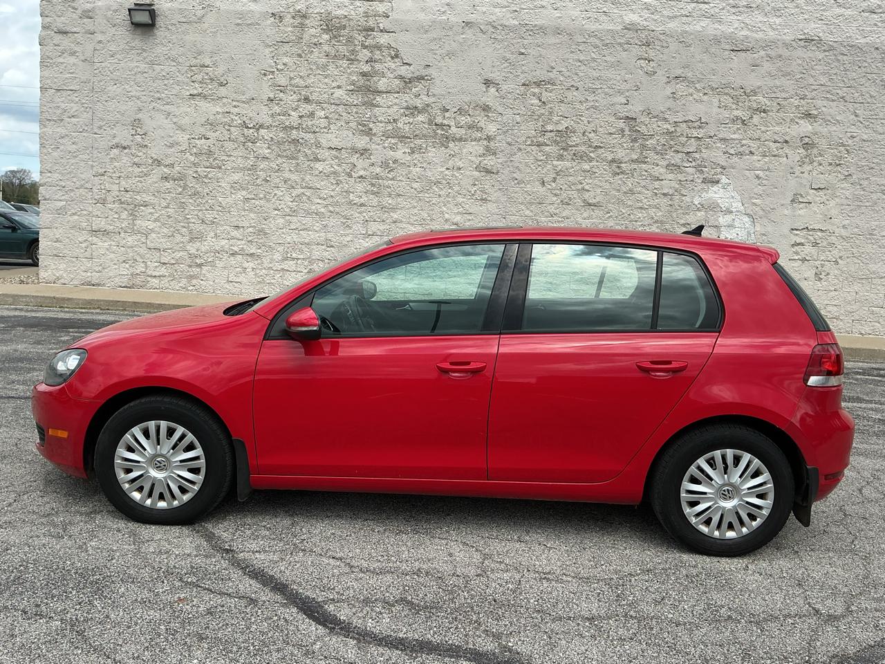 Volkswagen Golf 2.5L Conv & Sunroof 4 Door PZEV 2013